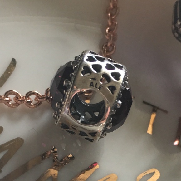 PANDORA 🌺 Beautiful 🌺 Purple Crystal Charm - Picture 3 of 8